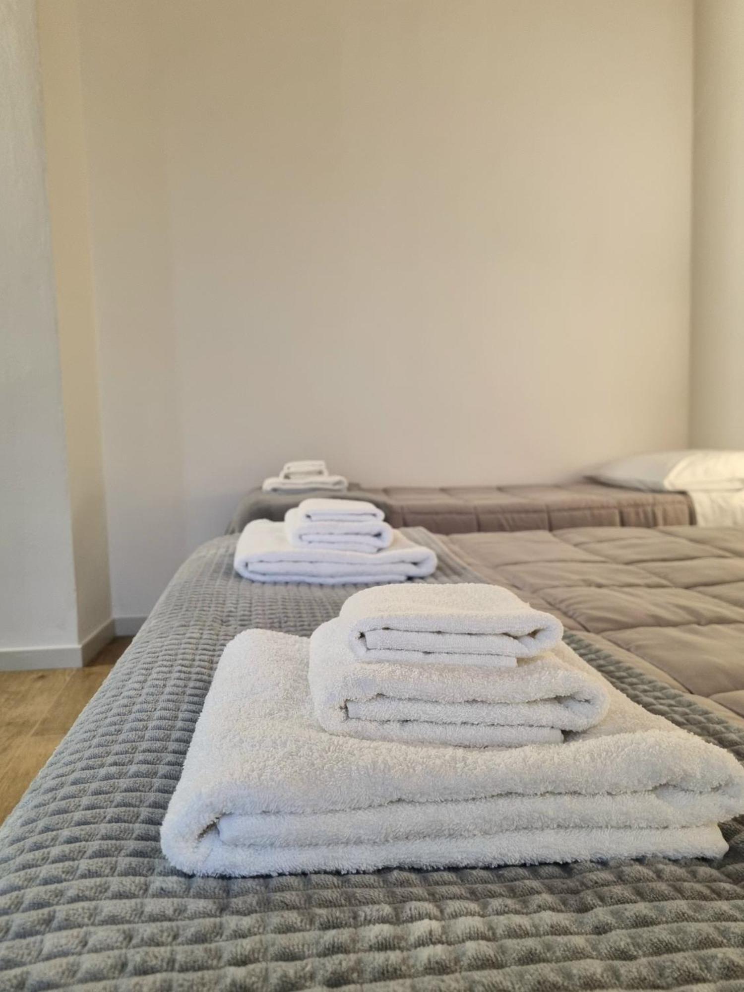 Downtown Maqueda Appartement Palermo Buitenkant foto