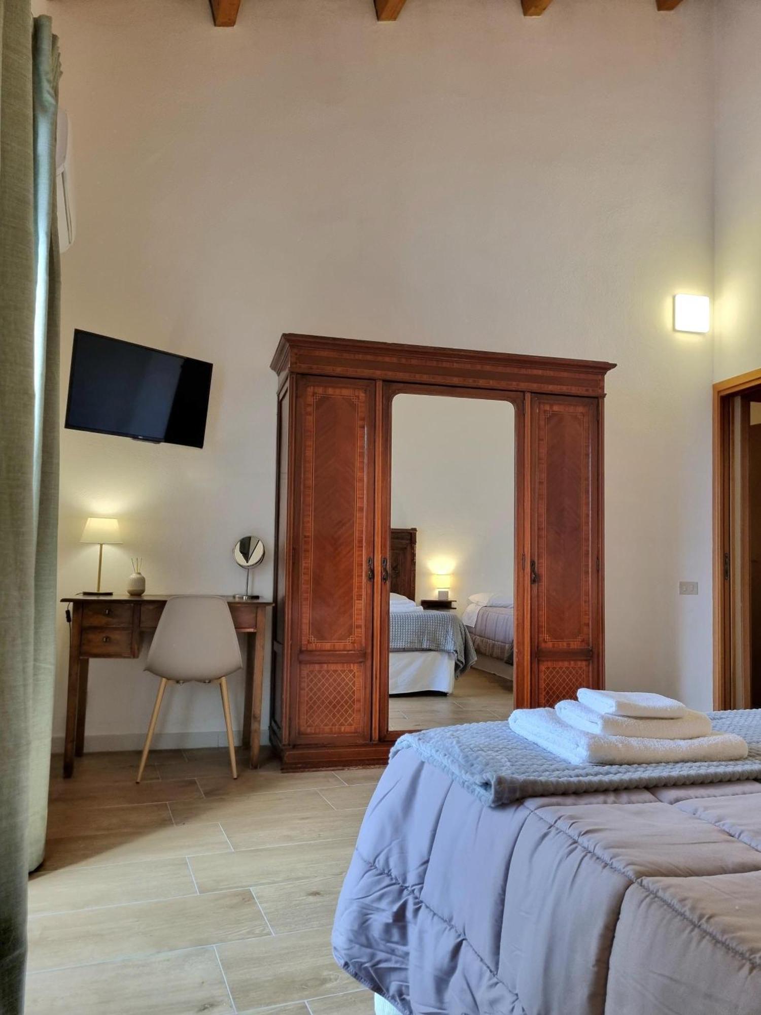 Downtown Maqueda Appartement Palermo Buitenkant foto