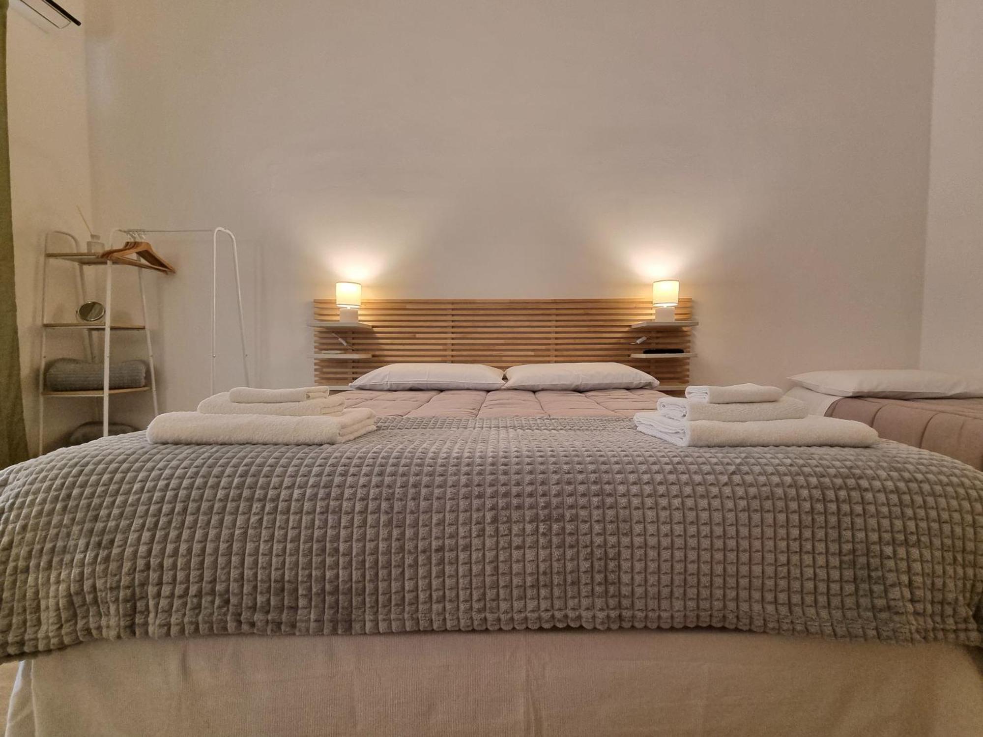 Downtown Maqueda Appartement Palermo Buitenkant foto
